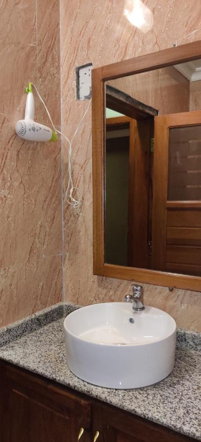 Marombosa Summit Lodge מראה חיצוני תמונה