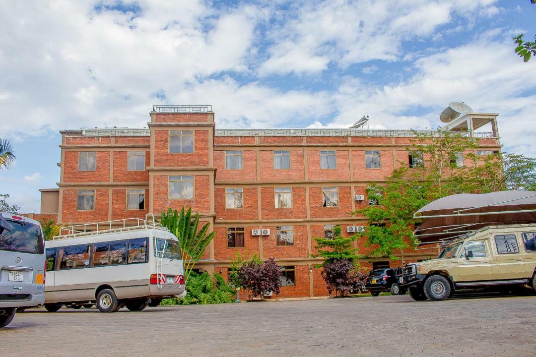 Marombosa Summit Lodge מראה חיצוני תמונה